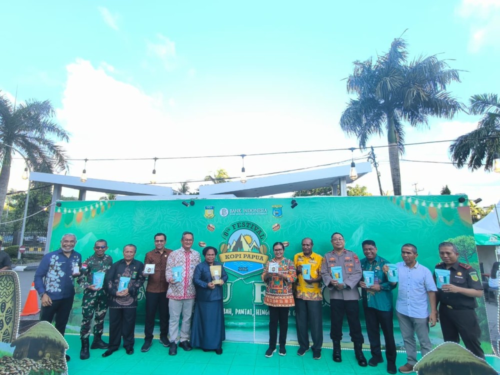 PAMAWAL RESPONSIF PJ. SEKDA PAPUA DALAM RANGKA MENGHADIRI PEMBUKAAN FESTIVAL KOPI PAPUA (SEWINDU FESKO) KE - 8 TAHUN