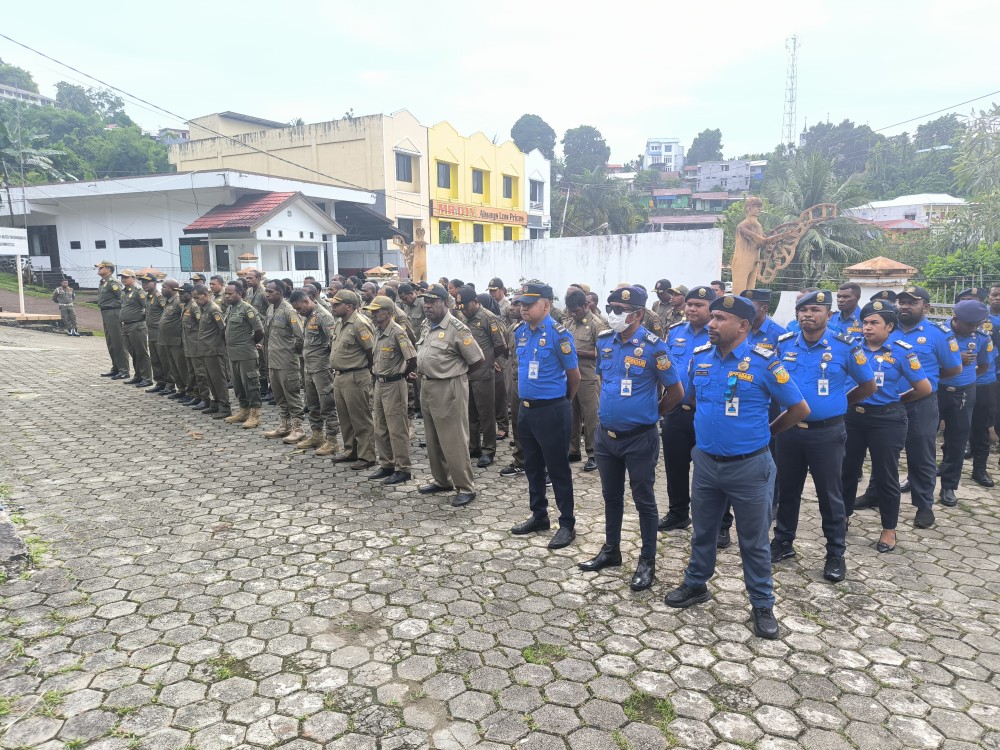 APEL PAGI DILINGKUNGAN SATPOL PP PROVINSI PAPUA